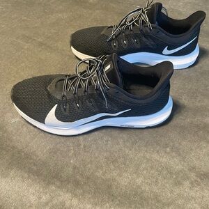 Nike women’s size 9.5 trail running shoes